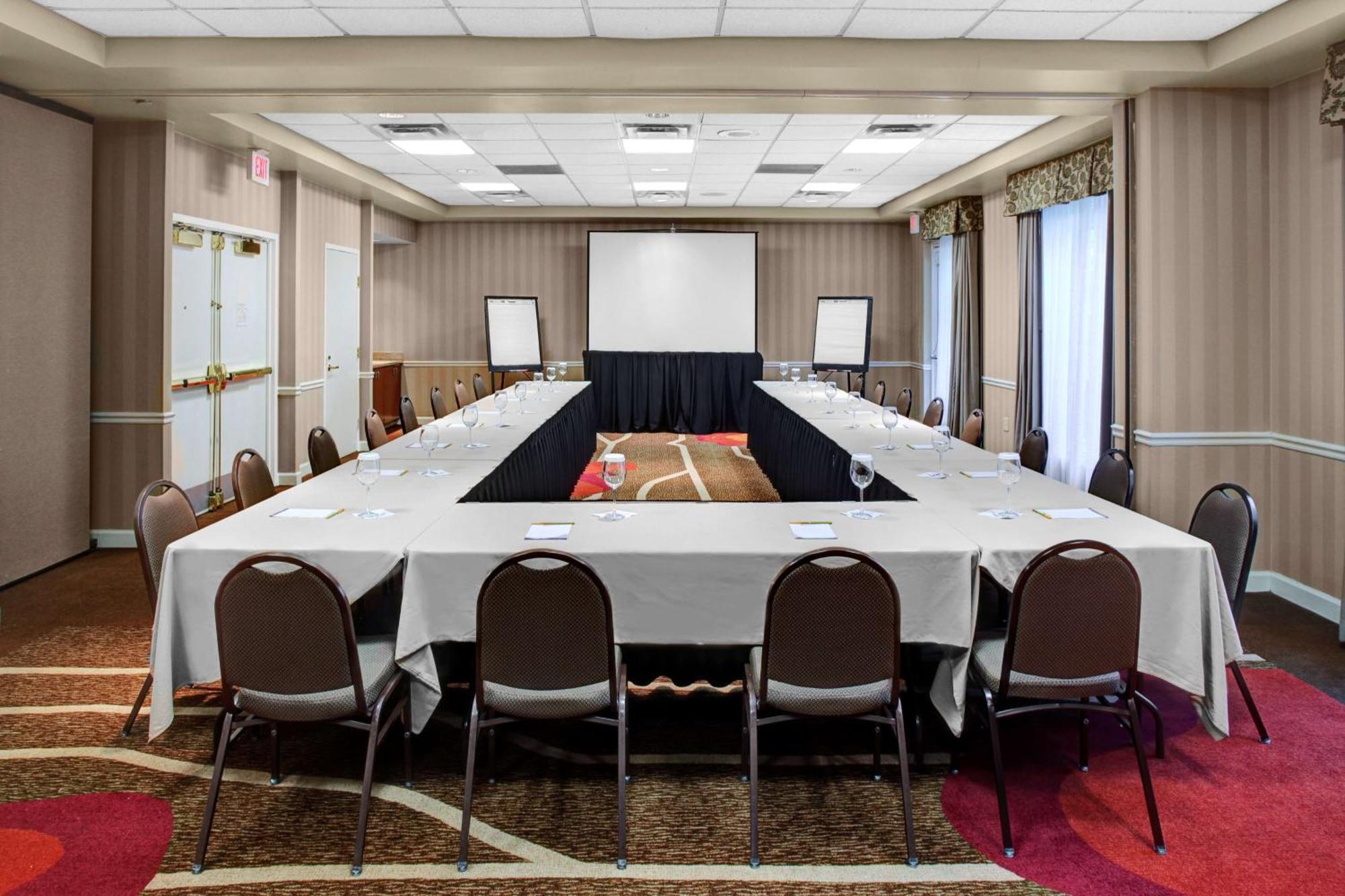 Hilton Garden Inn Atlanta North/Alpharetta Zewnętrze zdjęcie