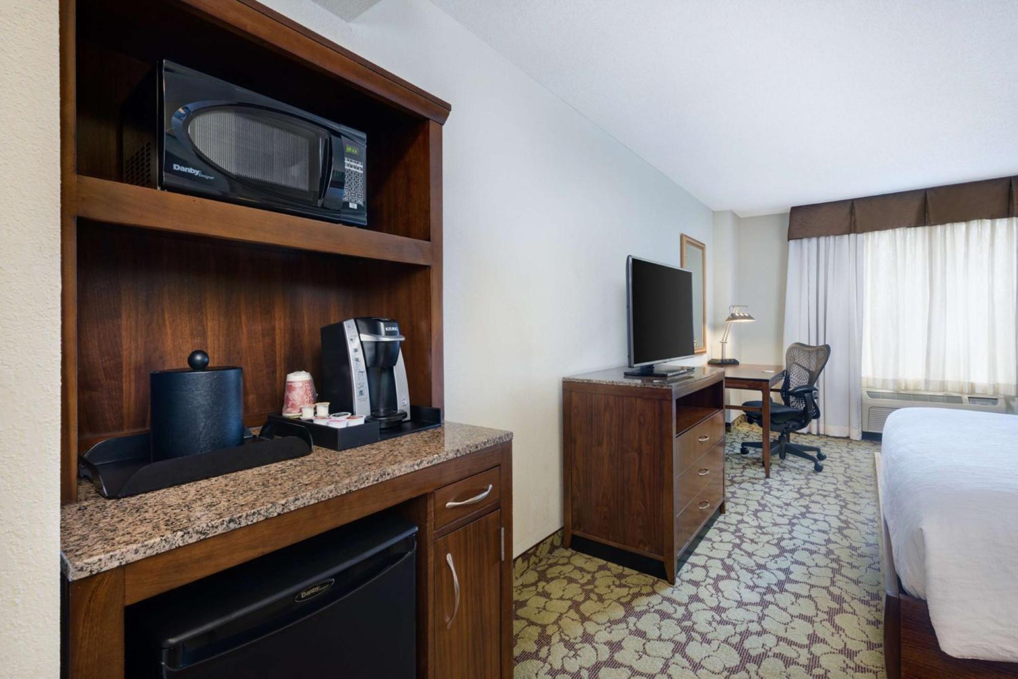Hilton Garden Inn Atlanta North/Alpharetta Zewnętrze zdjęcie