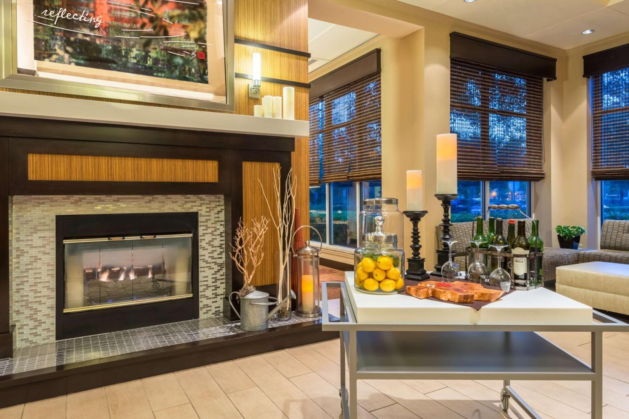 Hilton Garden Inn Atlanta North/Alpharetta Zewnętrze zdjęcie